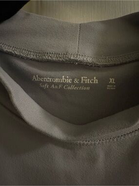 Abercrombie & Fitch Charcoal Gray Long-Sleeve Bodysuit